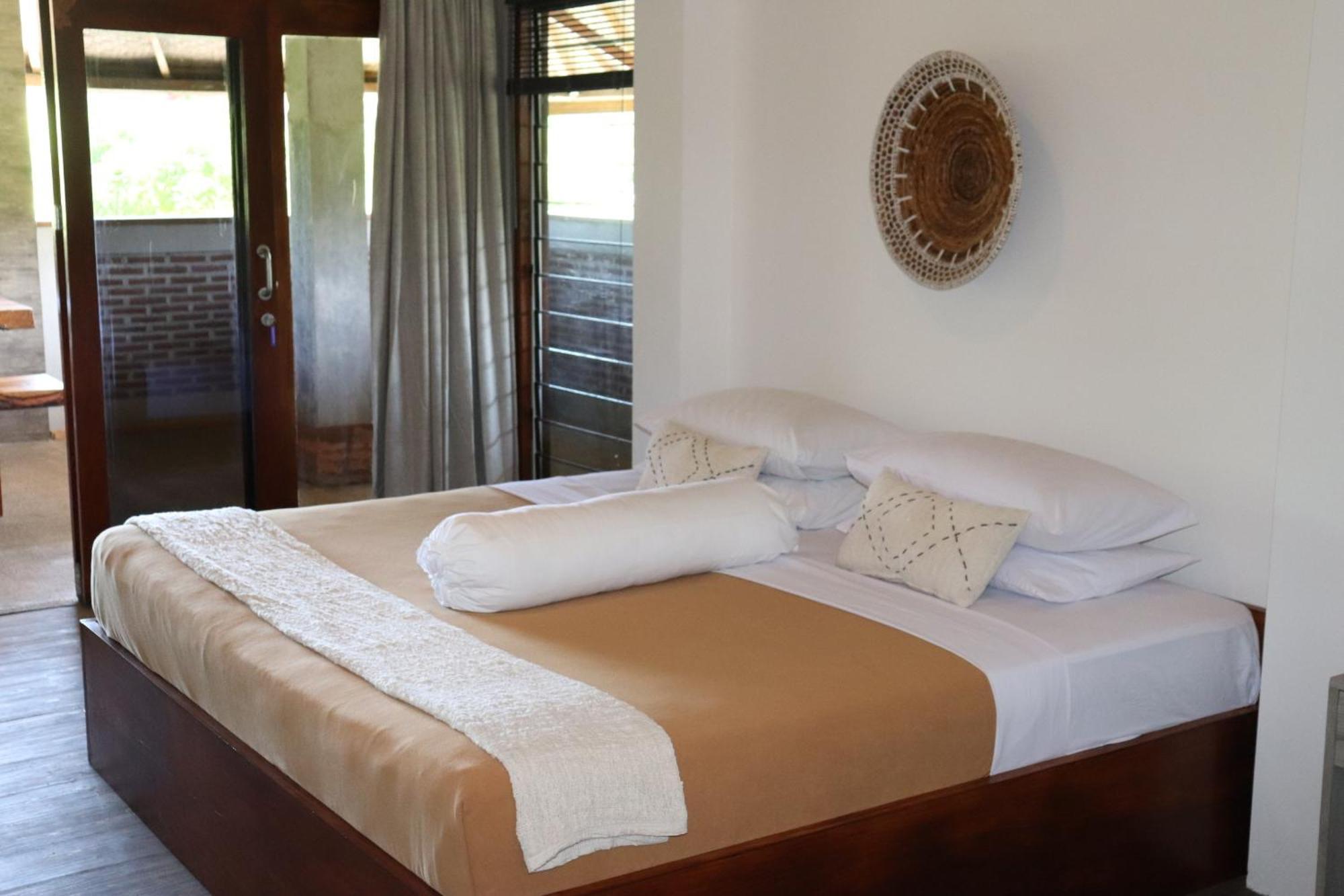 Baha Baha Villas Sumbawa Sekongkang Bagian luar foto